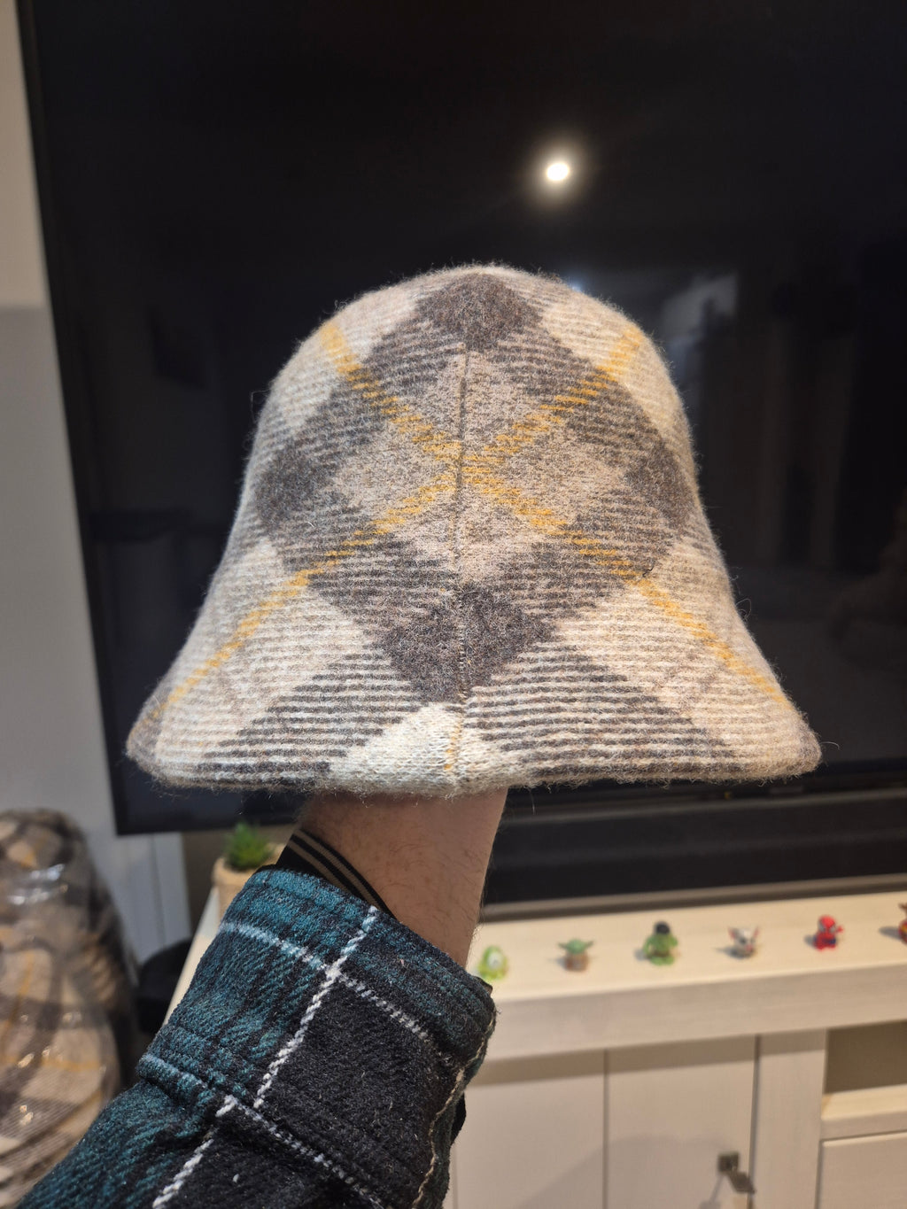 ZIYA Plaid Bucket Hat