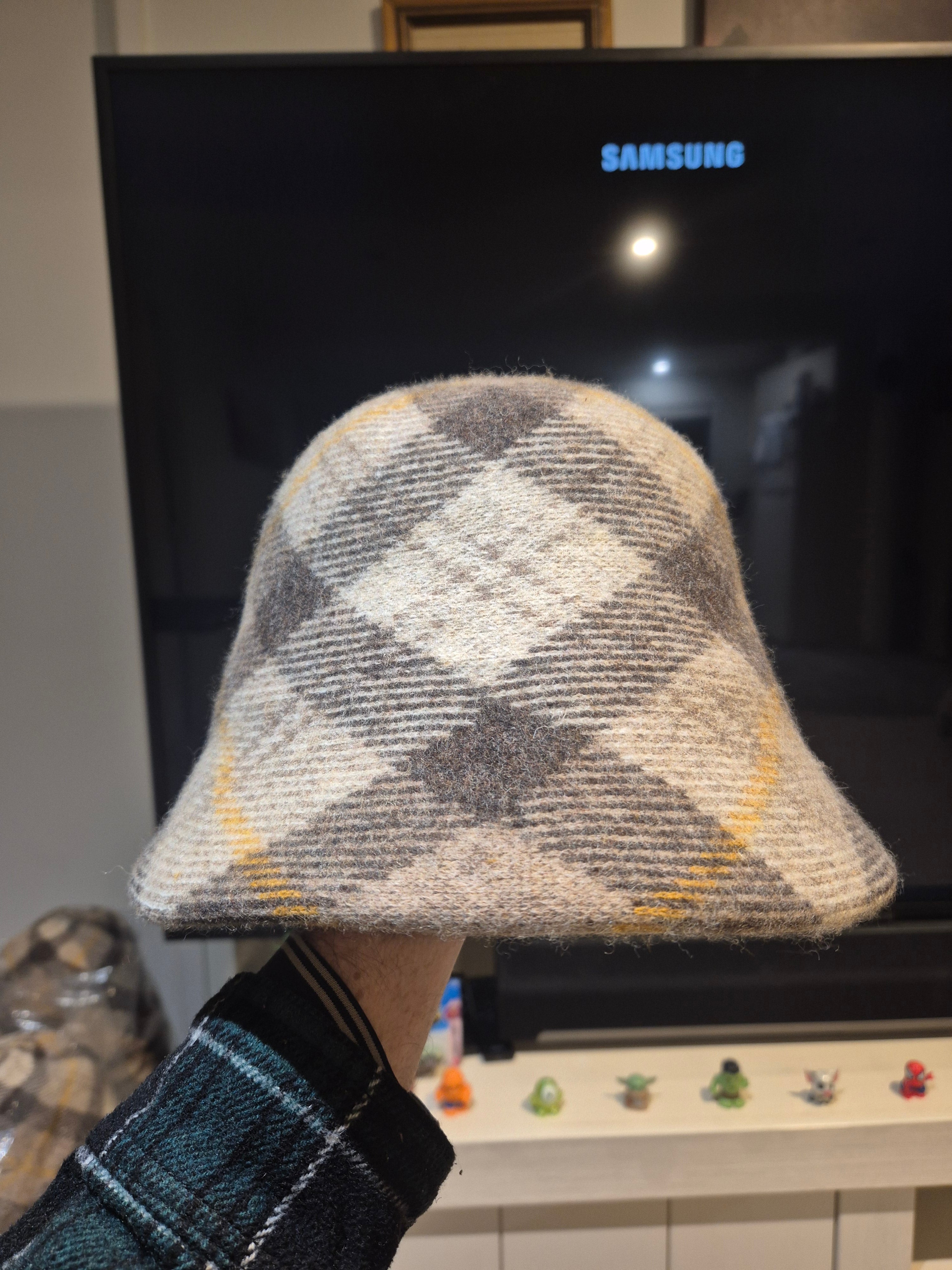ZIYA Plaid Bucket Hat